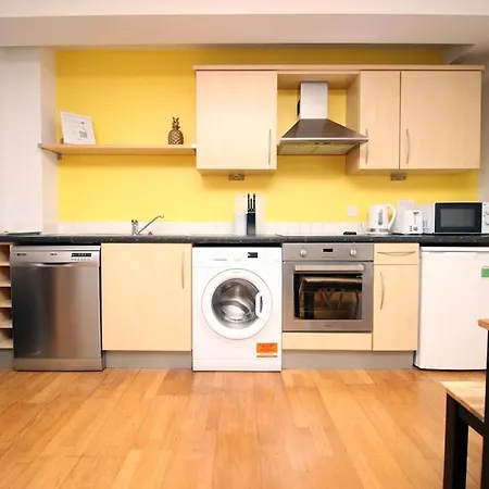 Bright 1Bedroom Apartment, Central Location With Balcony Bristol Exterior photo
