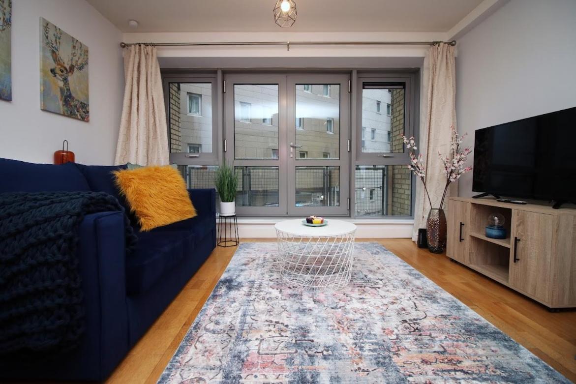 Bright 1bedroom Apartment, Location With Balcony Апартаменты